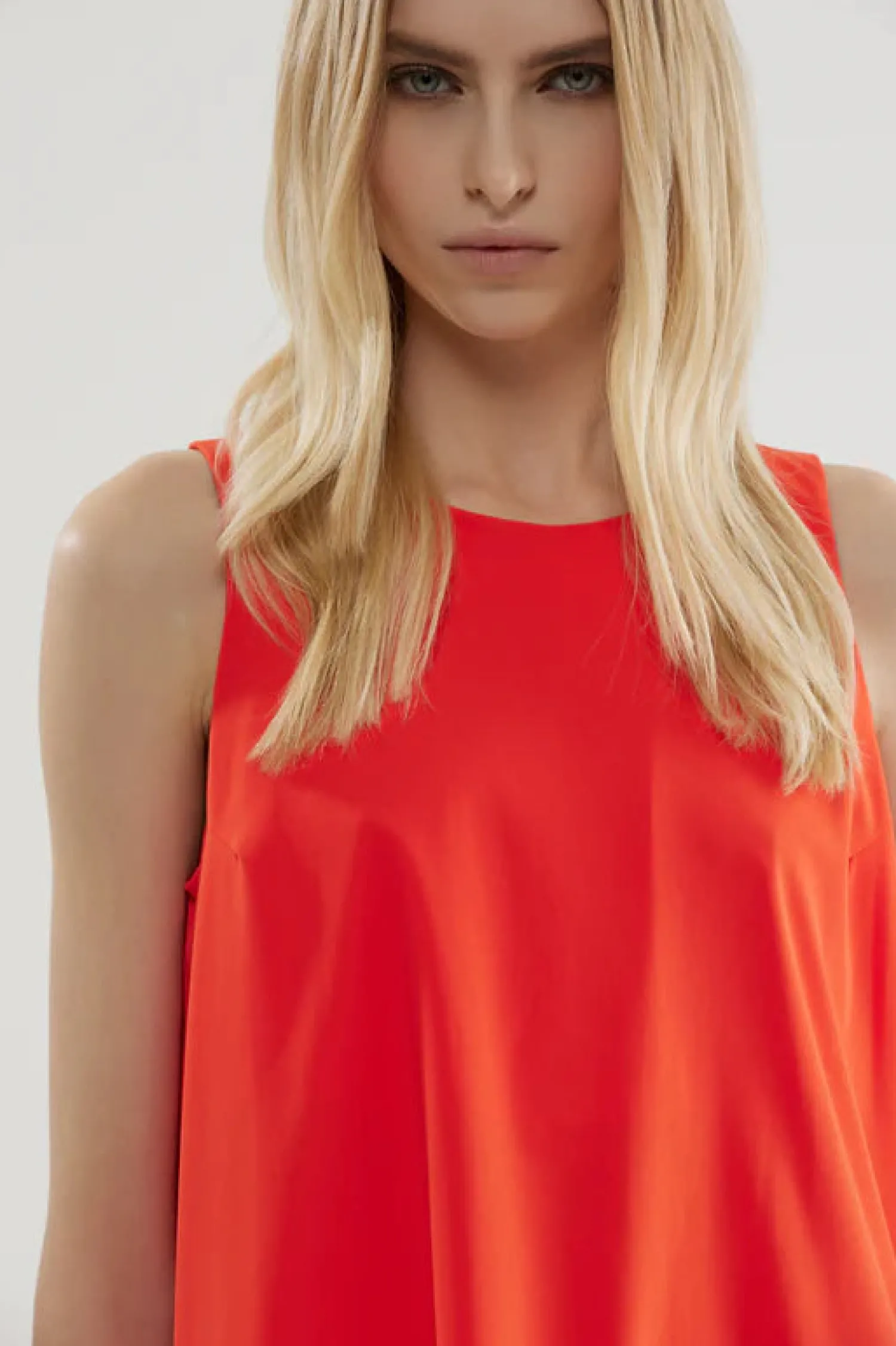 Online Abito Hole in Tessuto Stretch / Donna Abiti
