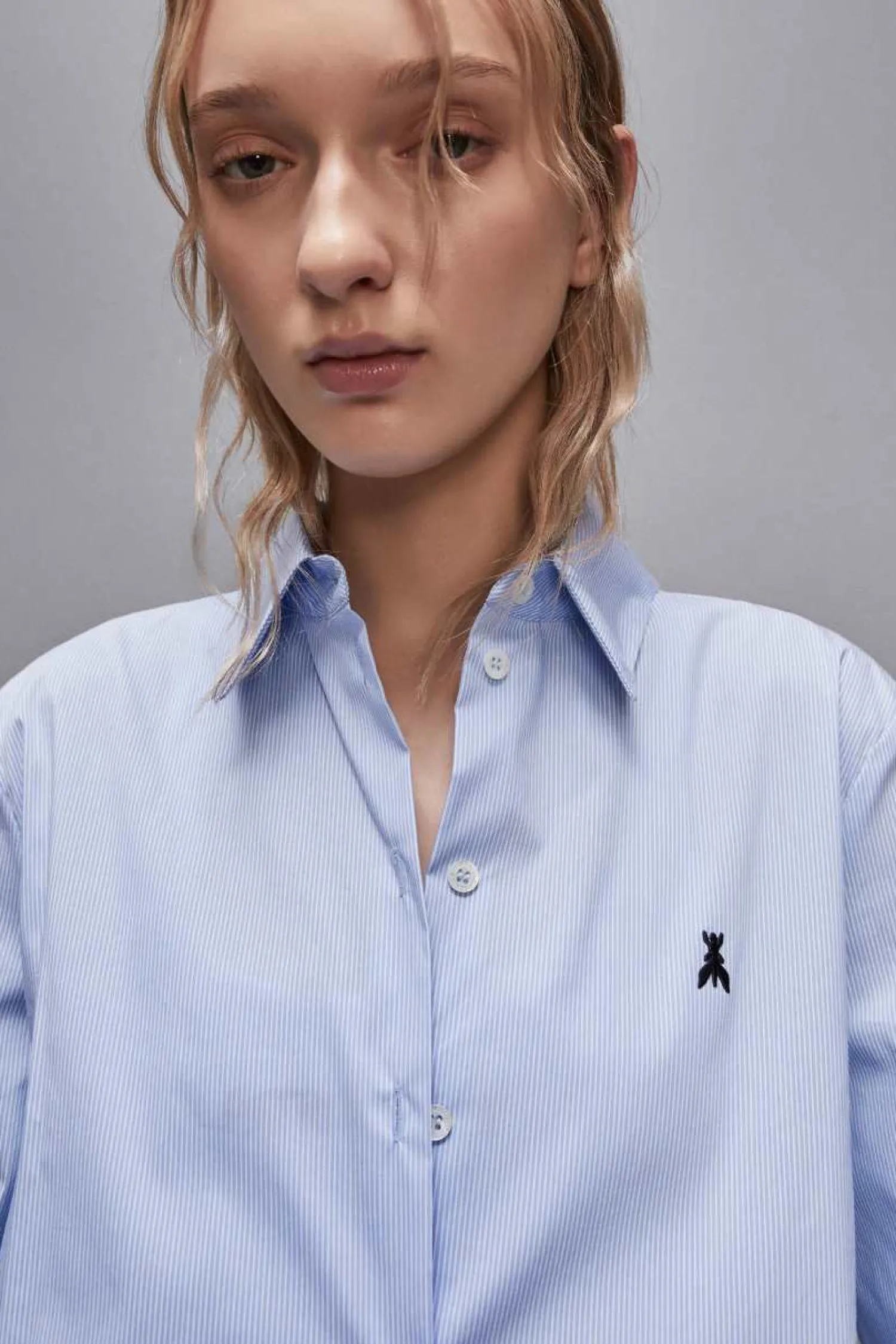 Hot Camicia a Righe con Spacco sul Retro / Donna Camicie