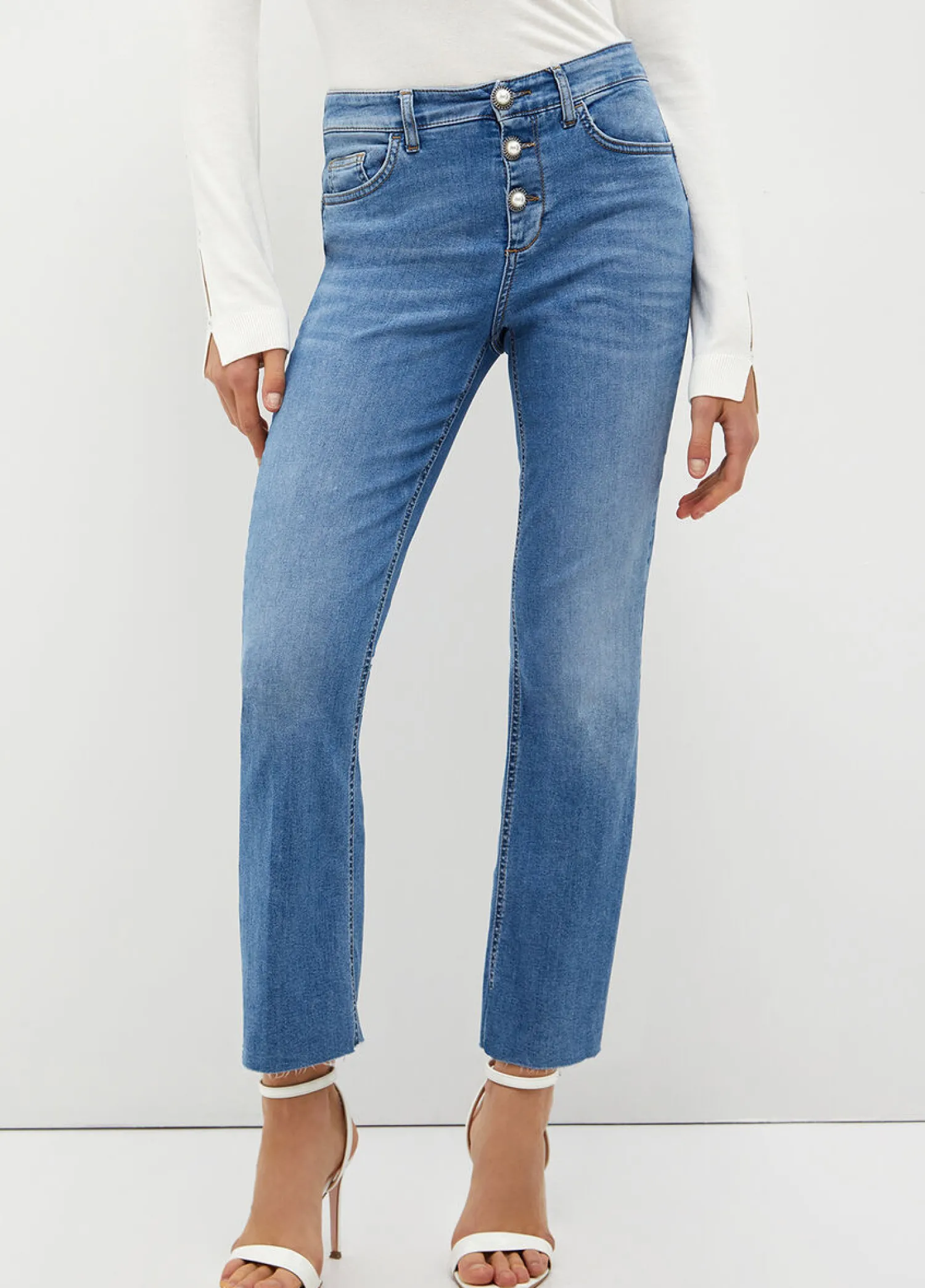 Discount Cropped / Donna Denim