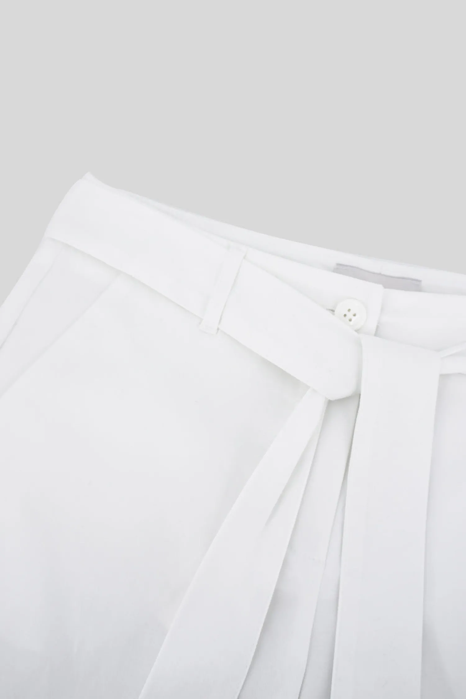 New Pantaloncino con Cintura / Bianco Donna Shorts