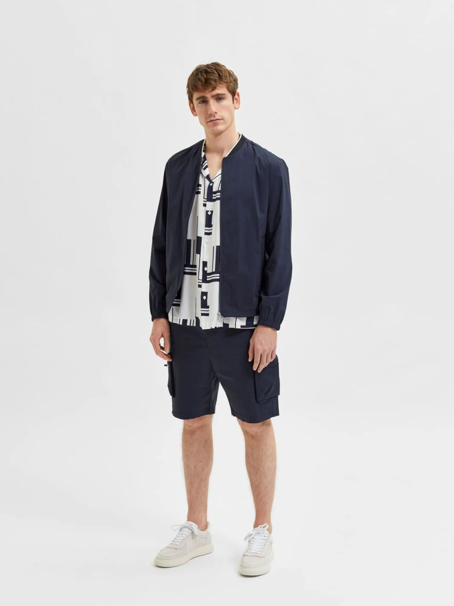 Discount Pantaloncino in Tessuto Tecnico Cargo / Uomo Pantaloncini