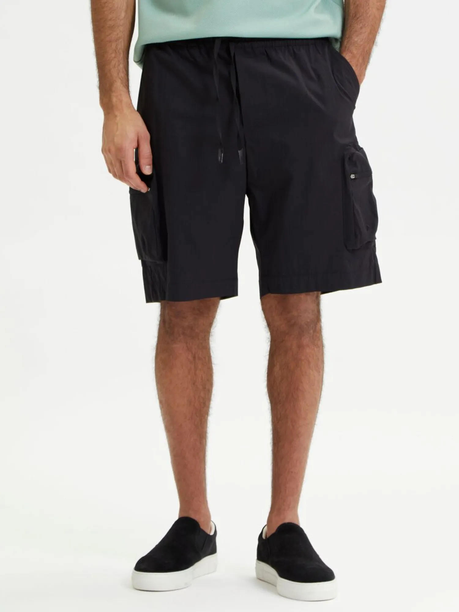 Sale Pantaloncino in Tessuto Tecnico Cargo / Uomo Pantaloncini