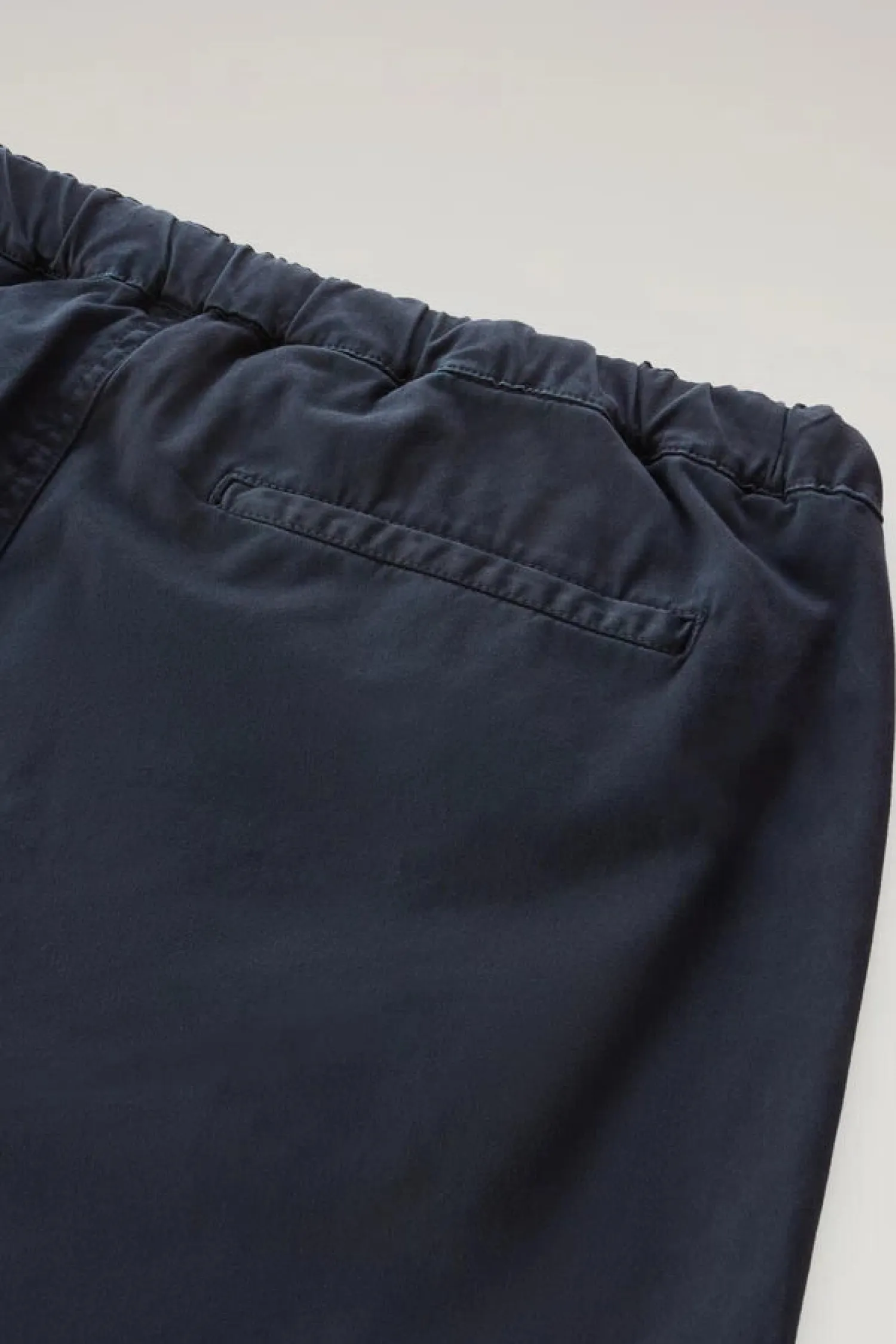 Sale Pantalone Chino in Cotone con Cintura in Nylon / Uomo Pantaloni