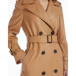 Clearance Trench in Nappa / Donna Giubbini